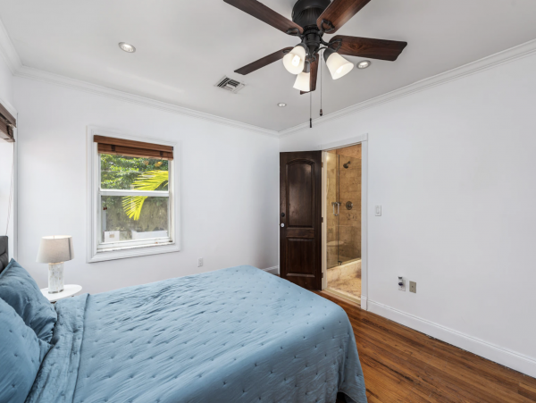 Exclusive Retreat 7 Bedrooms Movie Theater, Pool, Spa, Pool Table & More!